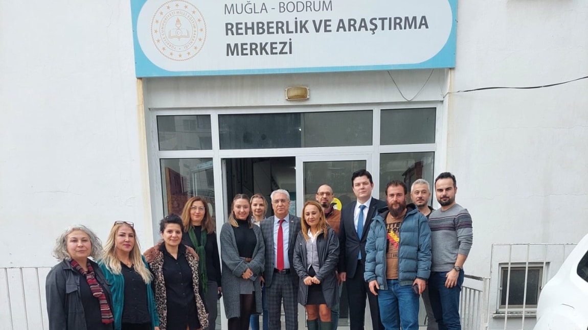 MEB BAŞMÜFETTİŞLERİ REHBERLİK VE ARAŞTIRMA MERKEZİMİZİ ZİYARET ETMİŞLERDİR.